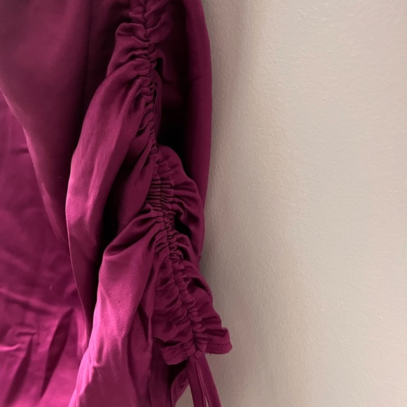 Dynamite Satin Dress - Picture 3 of 3